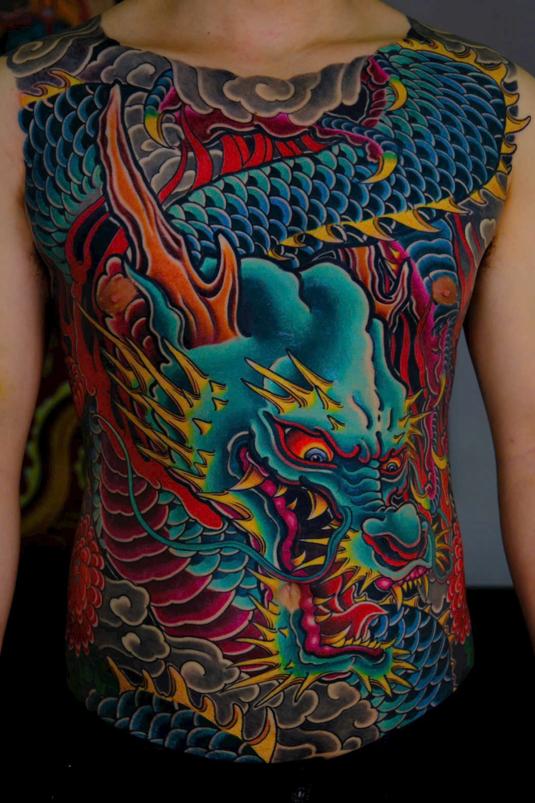 hinh-xam-quy-rap-full-chan